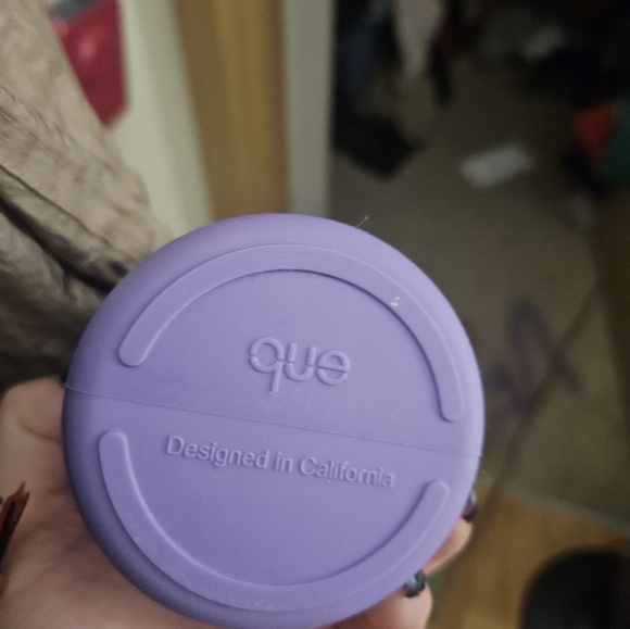 Light Purple Que Collapsible Water Bottle. 40 Oz Extended. Silicone/Metal Mix - Picture 3 of 12